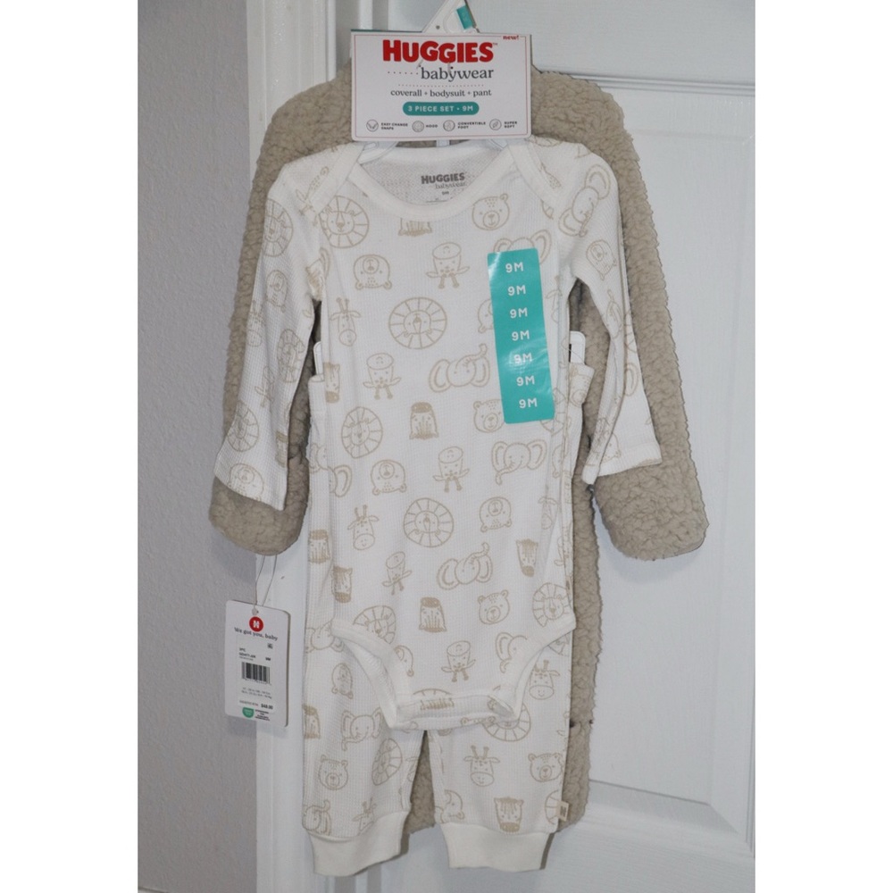 Huggies Baby 3 Piece Set